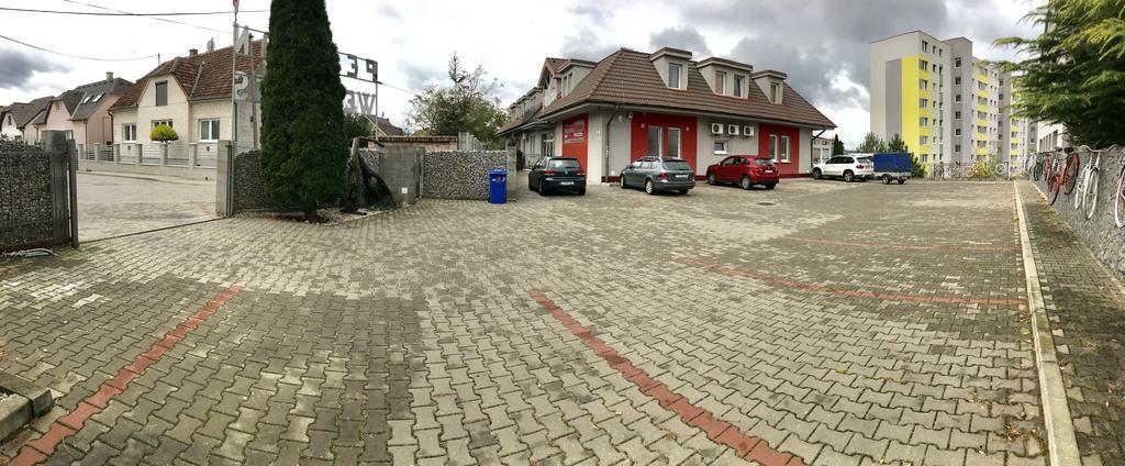 Penzion Panorama Trnava Esterno foto